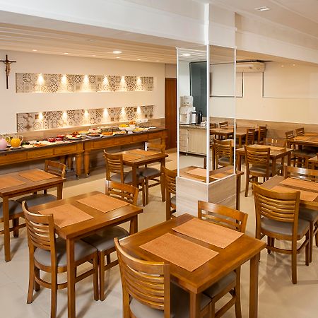 Alves Hotel Marília エクステリア 写真