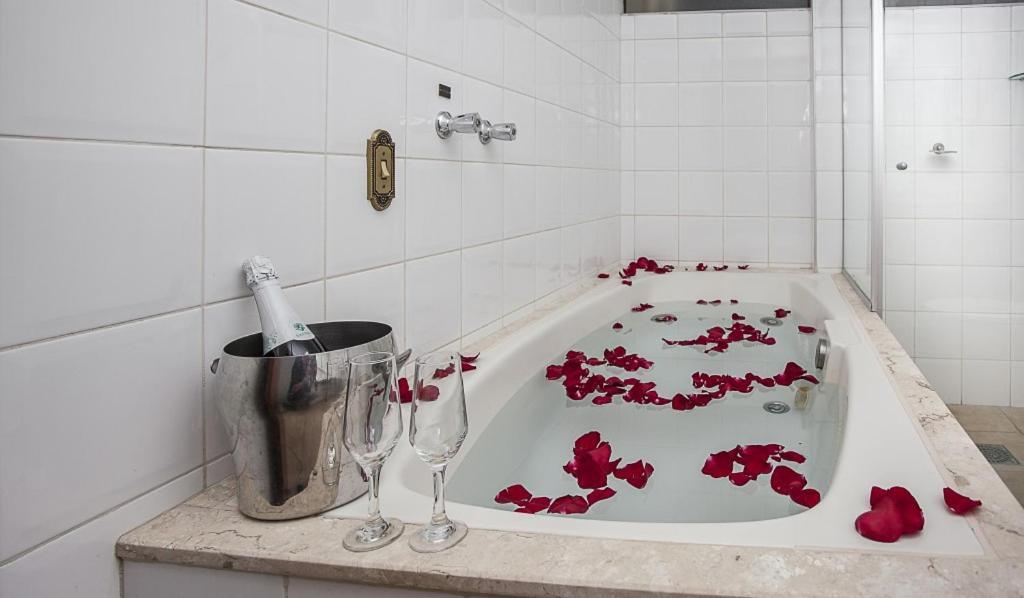 Alves Hotel Marília エクステリア 写真