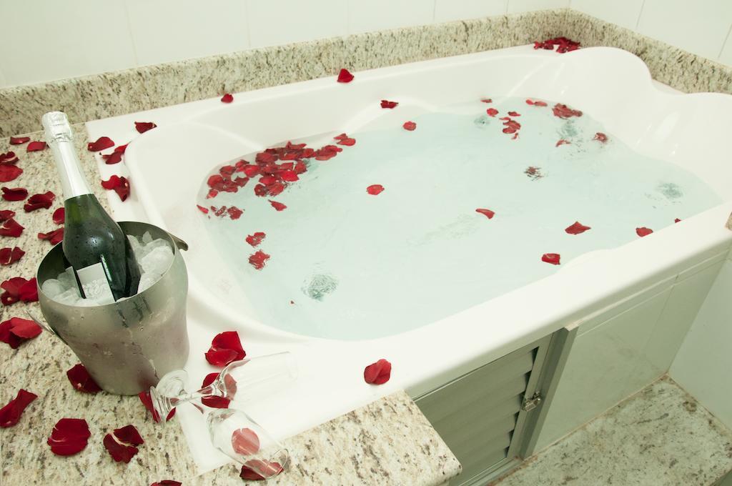 Alves Hotel Marília エクステリア 写真